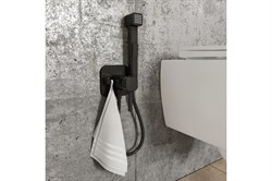 Лейка IDDIS AXES гигиеническая черная матовая AXE1F1Bi20 - фото 109358