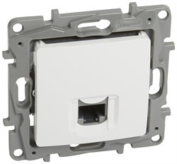 Розетка LEGRAND NILOE RJ45 кат.5E UTP белая 764571 - фото 136978