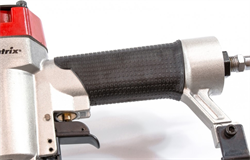 Нейлер MATRIX пневматический для гвоздей от 10 до 50мм 57410 - фото 144489