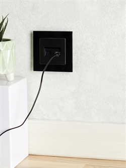 Розетка BRITE двойная компьютерная RJ45 кат.5E чёрная BR-K20-1-K02 - фото 145099