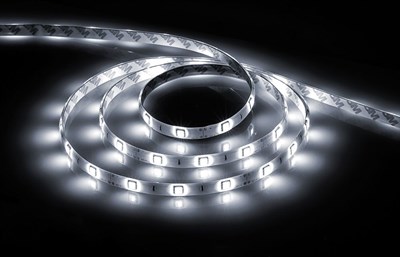 Лента Feron светодиодная 30SMD(3528)m 7,2W/m12V IP65 5m белый на белом основании LS607 27647 - фото 65855