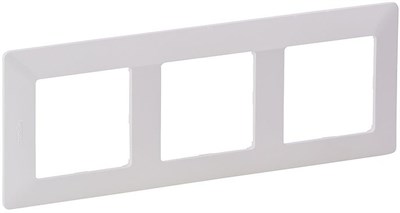 Рамка LEGRAND DIY VALENA Life на 3 поста белая 754003 - фото 66349