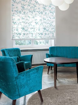 Штора рул. DELFA СРШ-01М-46073 134(130)/160 Декор сакура бирюза РБ - фото 74051