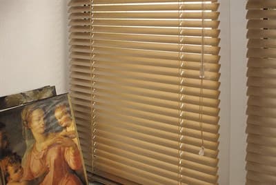 Жалюзи DELFA горизонтальные СГЖ-210 120/160 РБ - фото 7458