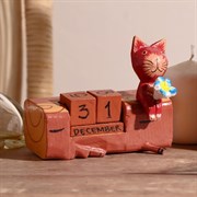 Календарь деревянный с кубиками Киса с цветком 12,3х6,5х11 см 870645