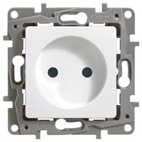 Розетка LEGRAND Etika 2К на винтах (белый) 672220