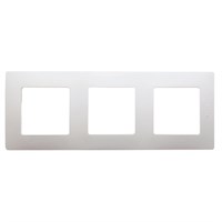 Рамка LEGRAND Etika 3 пост. (слоновая кость) 672513